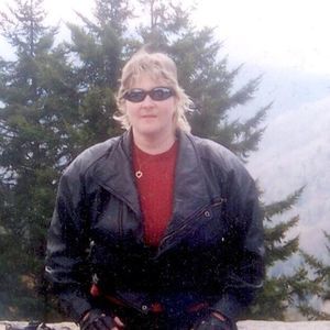 Meet your Posher, Loretta